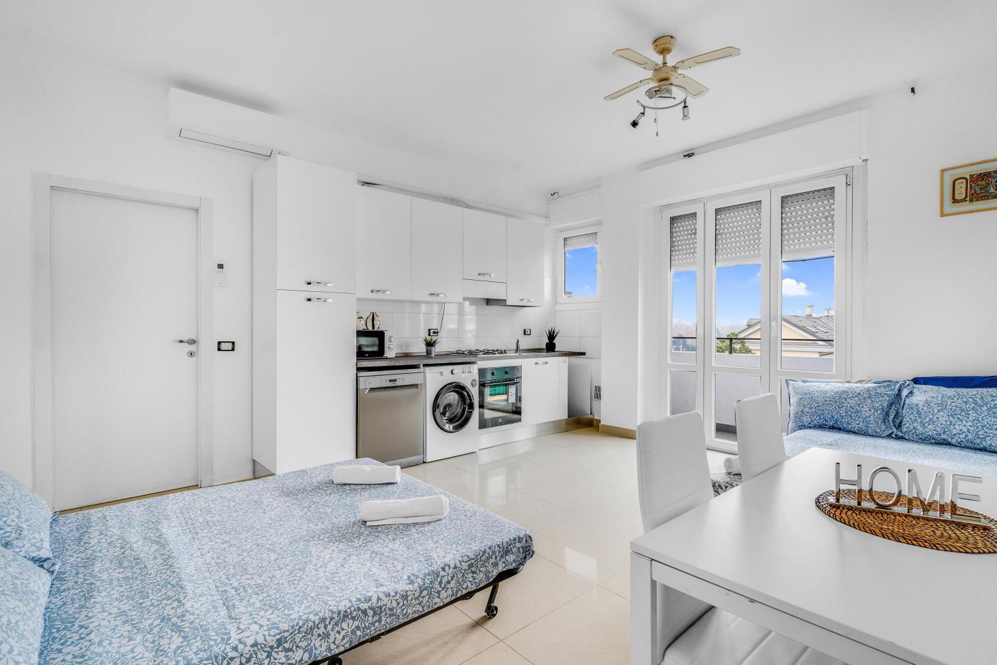 Rog27-Large Apartment With Transport Close To Home- Мілан Екстер'єр фото